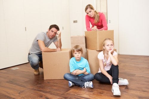 Careful packing and room-by-room preparation for a house move